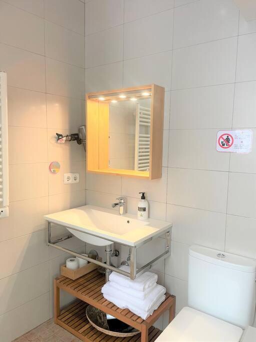 Lejlighed Exclusivo Y Acogedor Con Balcon En Chueca, Con Aire Acondicionado Y Calefaccion