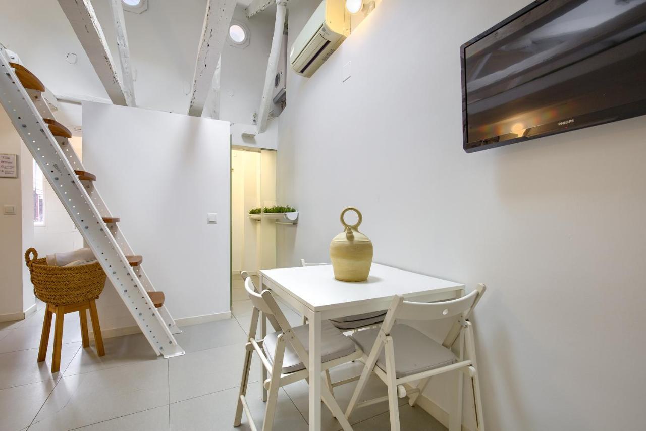 Apartment Charming Latina Center - *