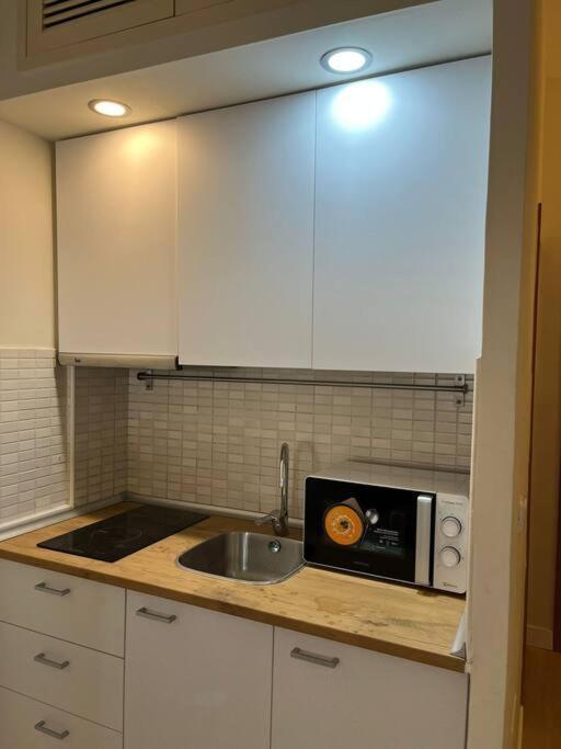 Amazing Apt 1 Hab 4pax En La Plaza De Chueca Apartment