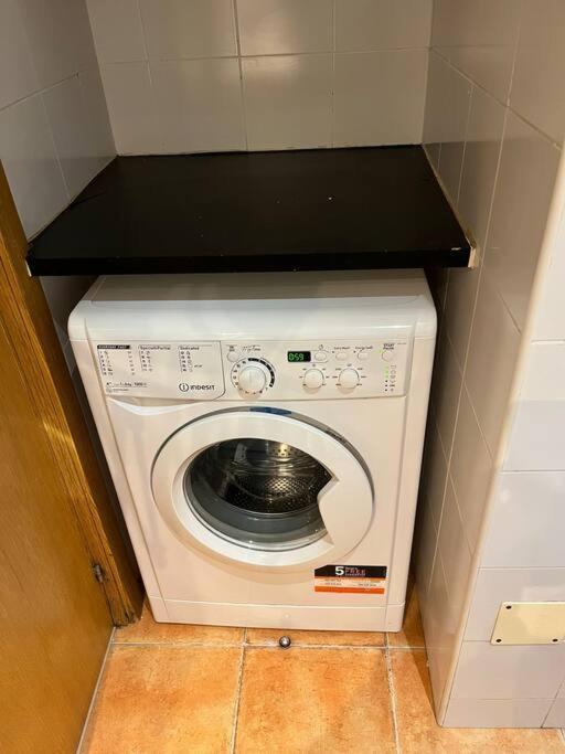 Amazing Apt 1 Hab 4pax En La Plaza De Chueca Lejlighed *