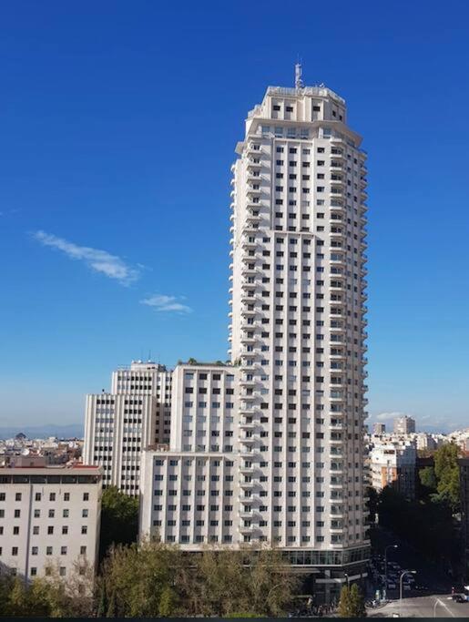 Impresionante Apartamento En Edificio De Lujo Selton Plaza Espana