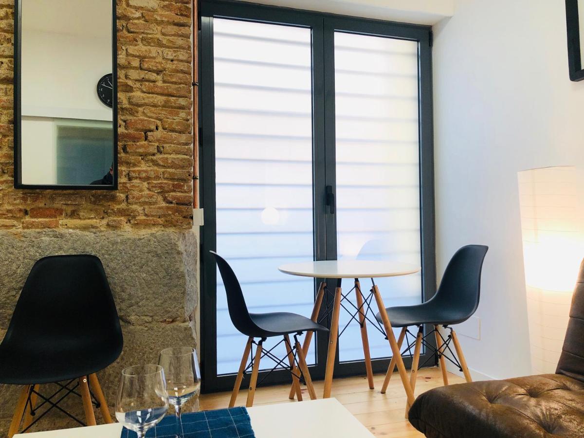 Con Encanto En Zona Tirso De Molina-sol Apartamento