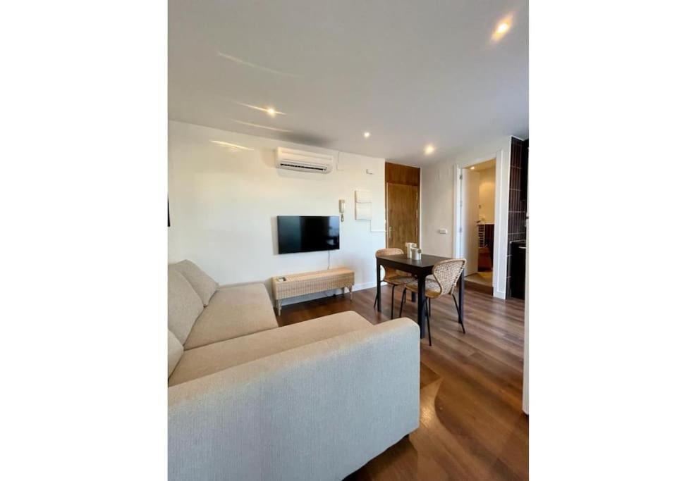 Bohemio Apt 1hab 4pax En La Plaza De Chueca Apartment Madrid