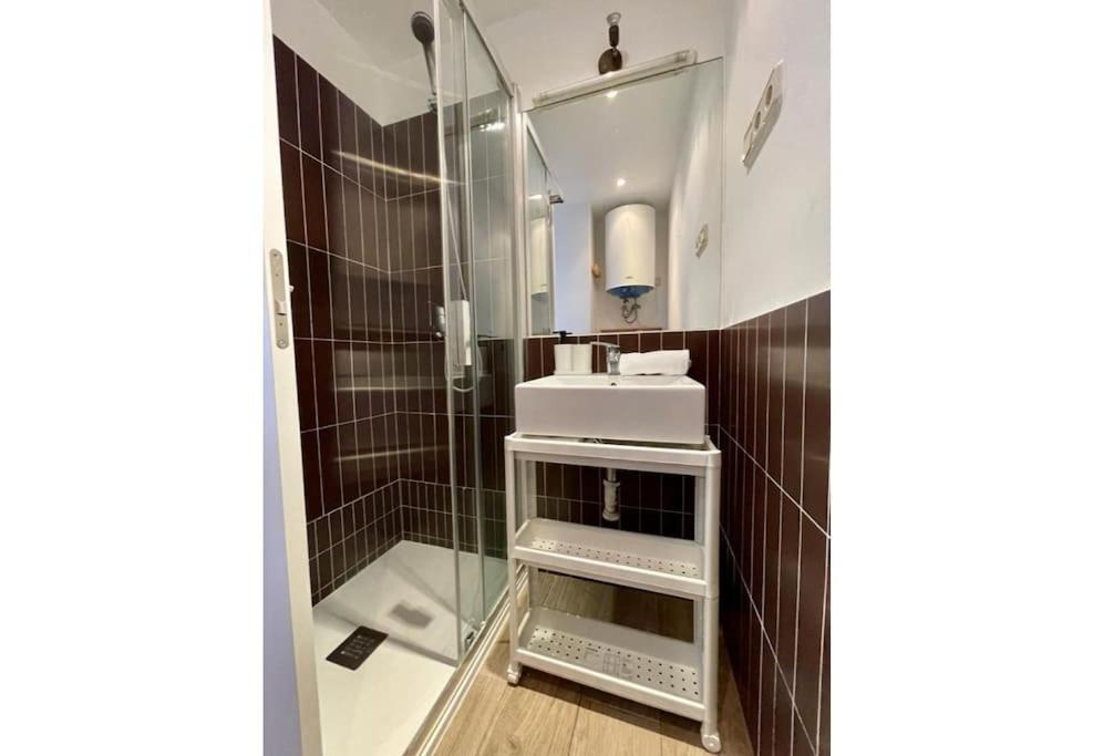 Bohemio Apt 1hab 4pax En La Plaza De Chueca Apartment Madrid