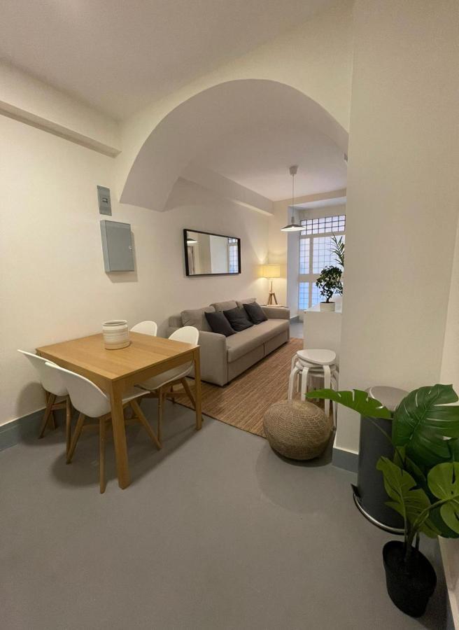 Centrico And Cozy Apt 9pax En Calle San Dimas *