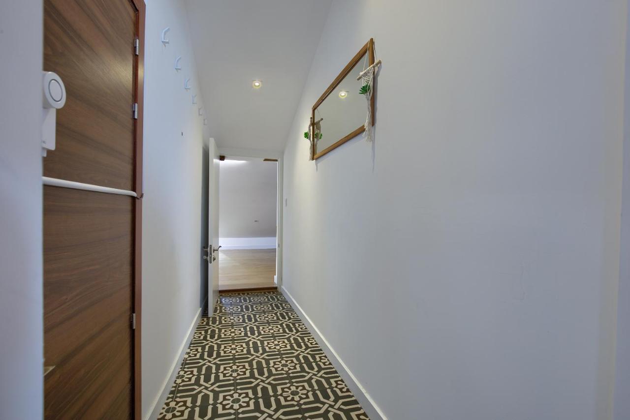 Charming Barrio De Letras Apartment Madrid