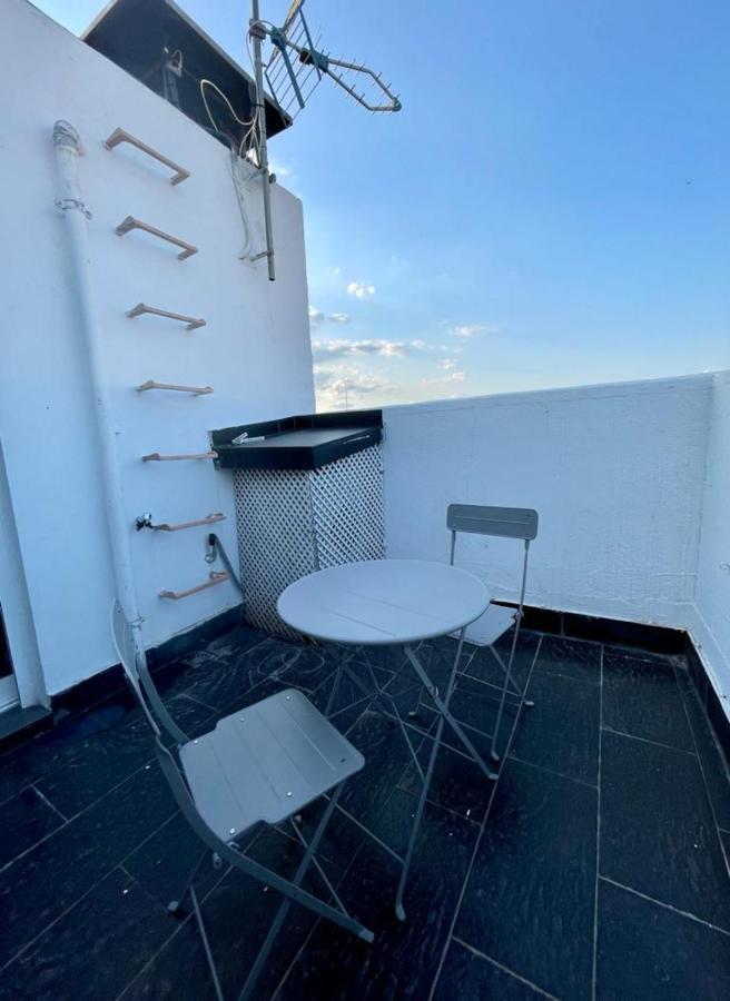 Bohemio Apt 1hab 4pax En La Plaza De Chueca Apartment *
