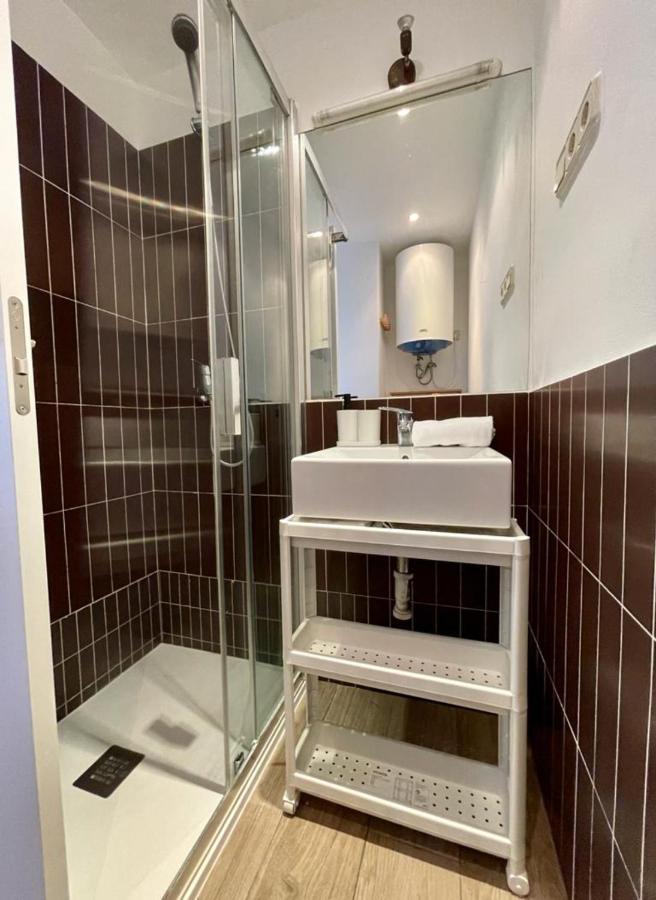 Bohemio Apt 1hab 4pax En La Plaza De Chueca *