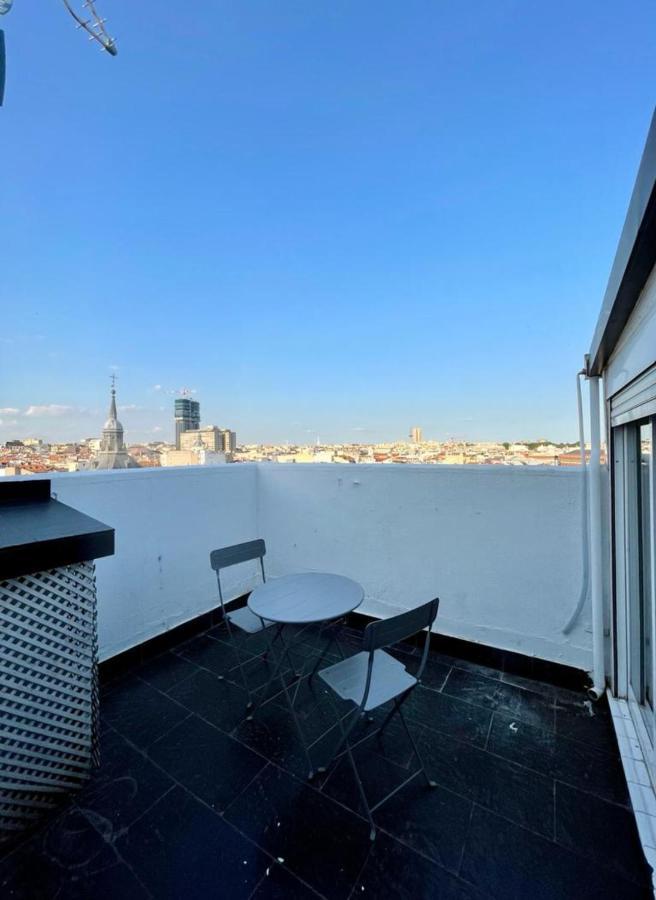 Bohemio Apt 1hab 4pax En La Plaza De Chueca Madrid
