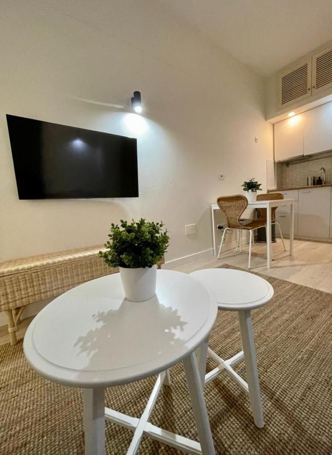 Apartment Cool Apt 1hab 4 Pax En La Plaza De Chueca *