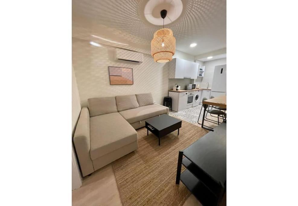 Cool Apt 9 Pax En Plena Plaza De Chueca * Madrid