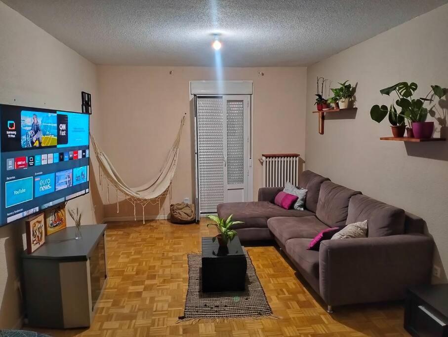 Privada En Madrid-piso Compartido *