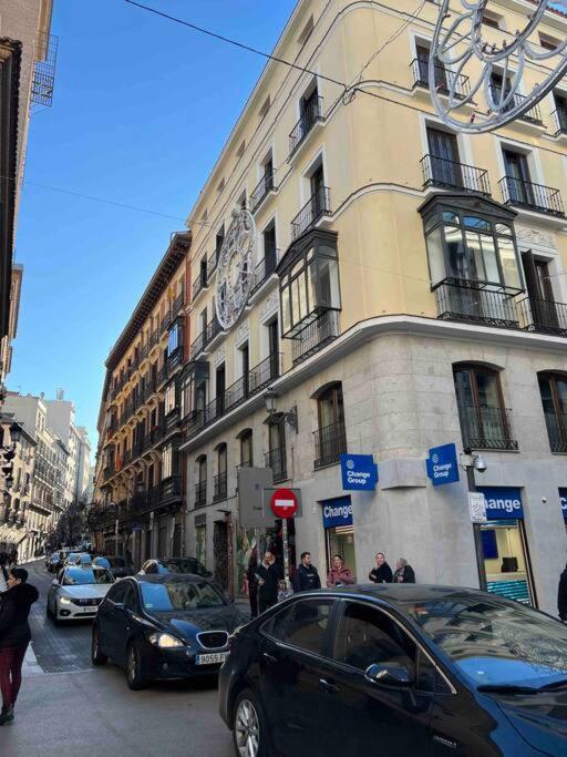 A18 Espectacular Piso En El Centro De Lejlighed Madrid