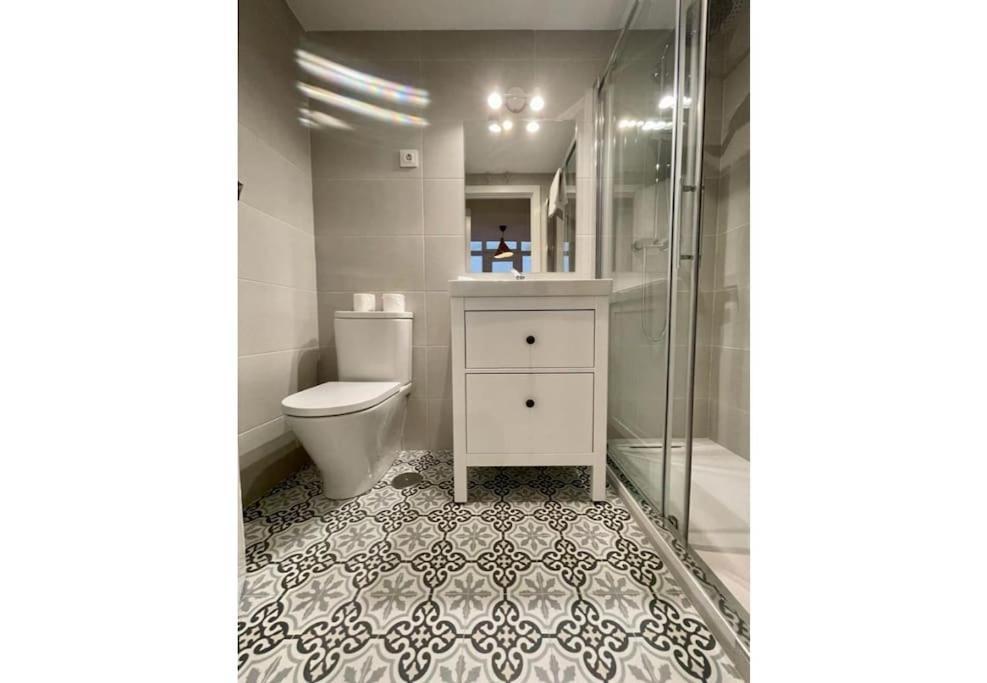 Cool Apt 9 Pax En Plena Plaza De Chueca Apartment *