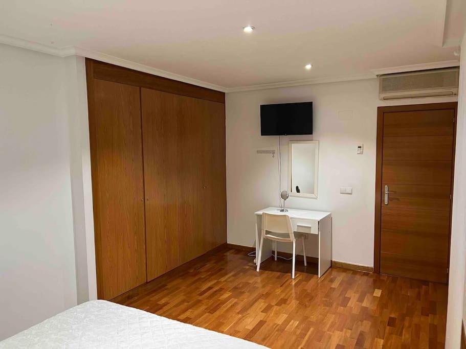A18 Espectacular Piso En El Centro De Lejlighed Madrid