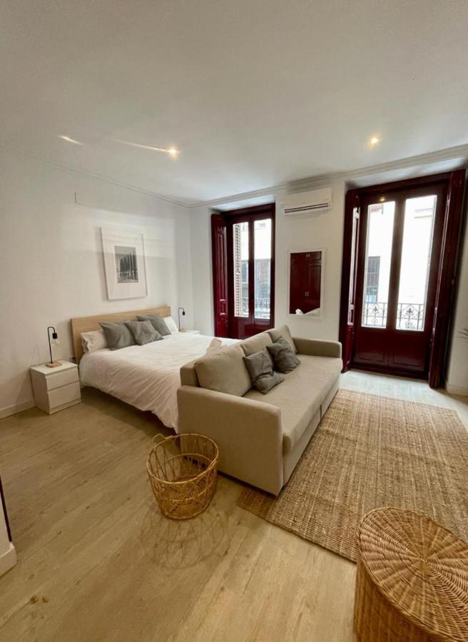 Beautiful Loft 3pax En Huertas/cortes