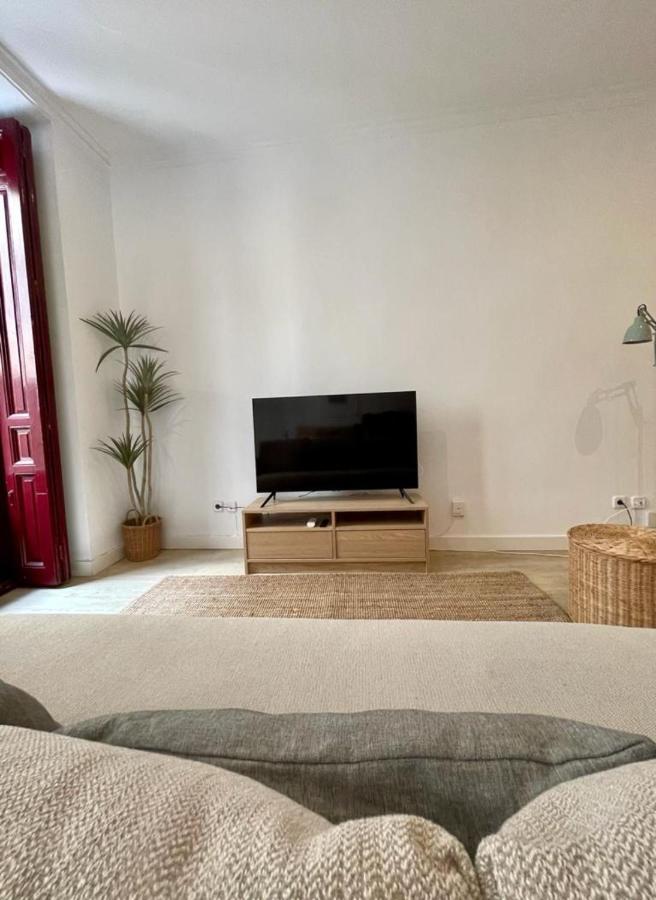 Beautiful Loft 3pax En Huertas/cortes