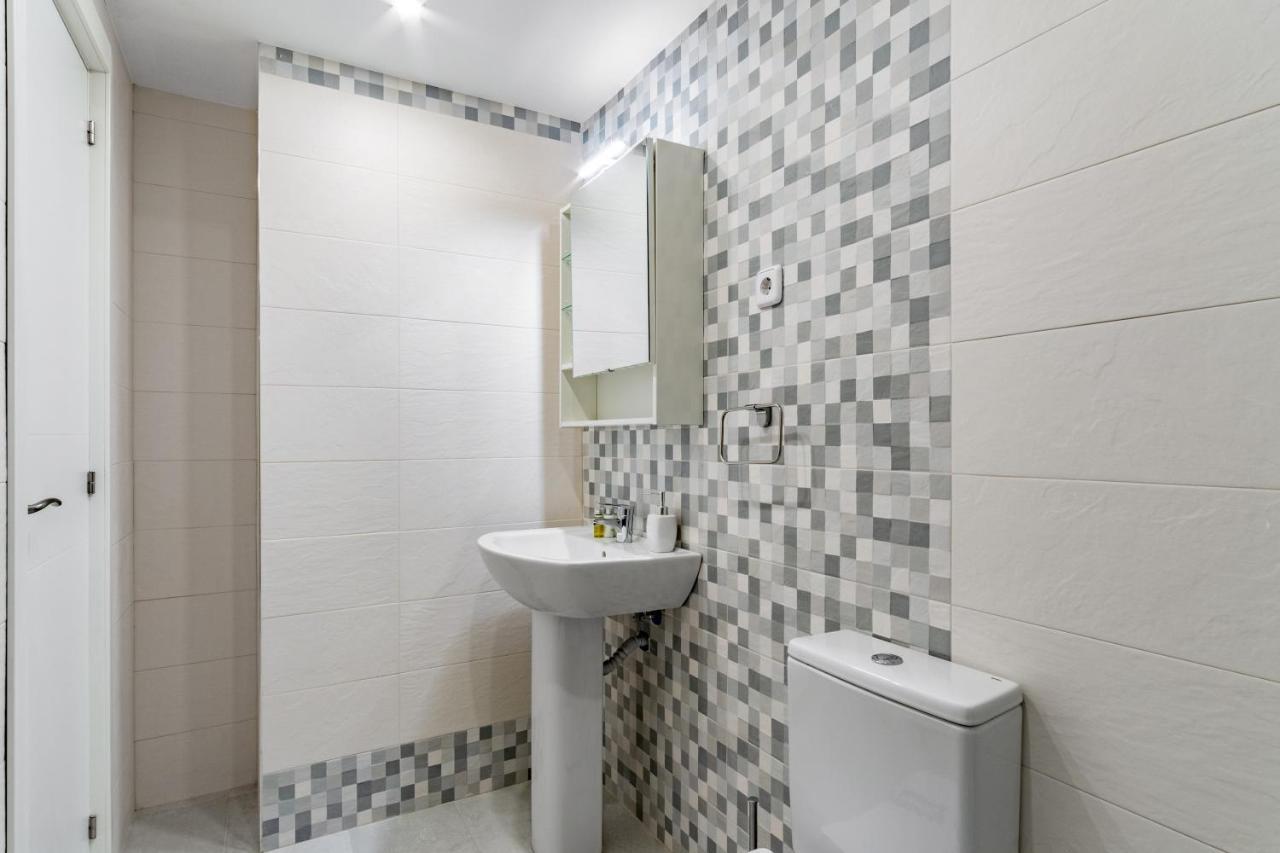 Apartment 1 Bedroom 1 Bathrooms Furnished - Delicias Atocha - Bright - Mintystay Madrid