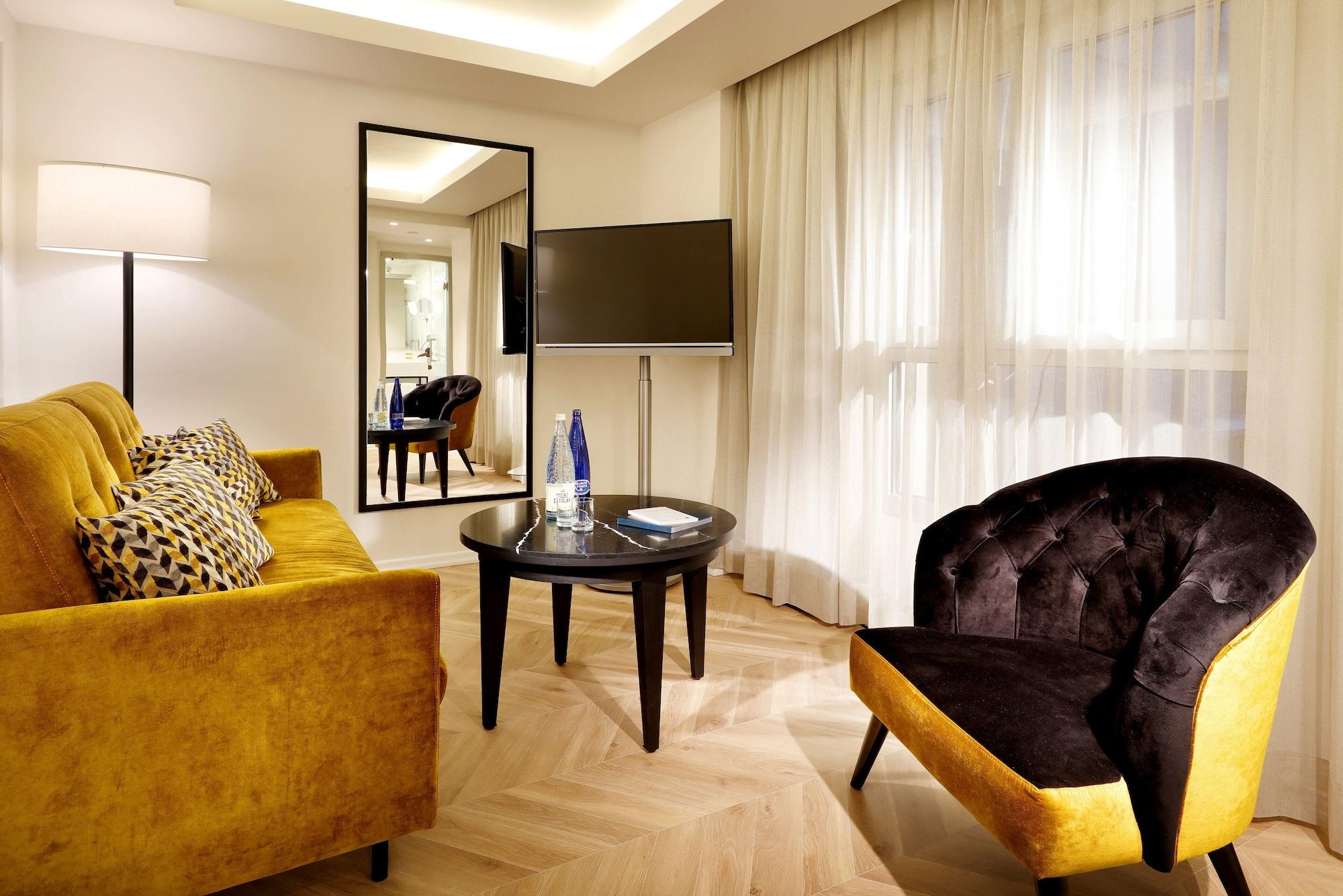 Hotel Eurostars Gran Via 4*