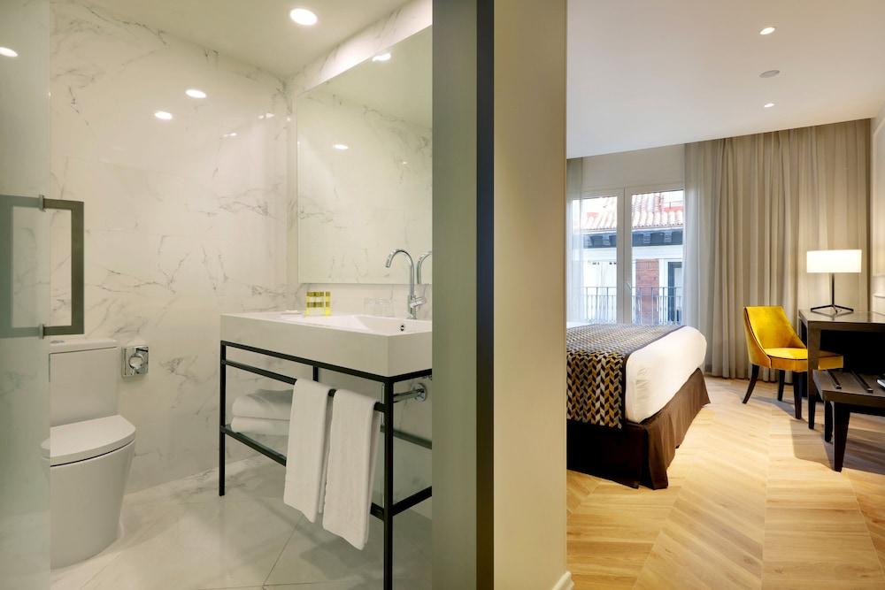Hotel Eurostars Gran Via 4*