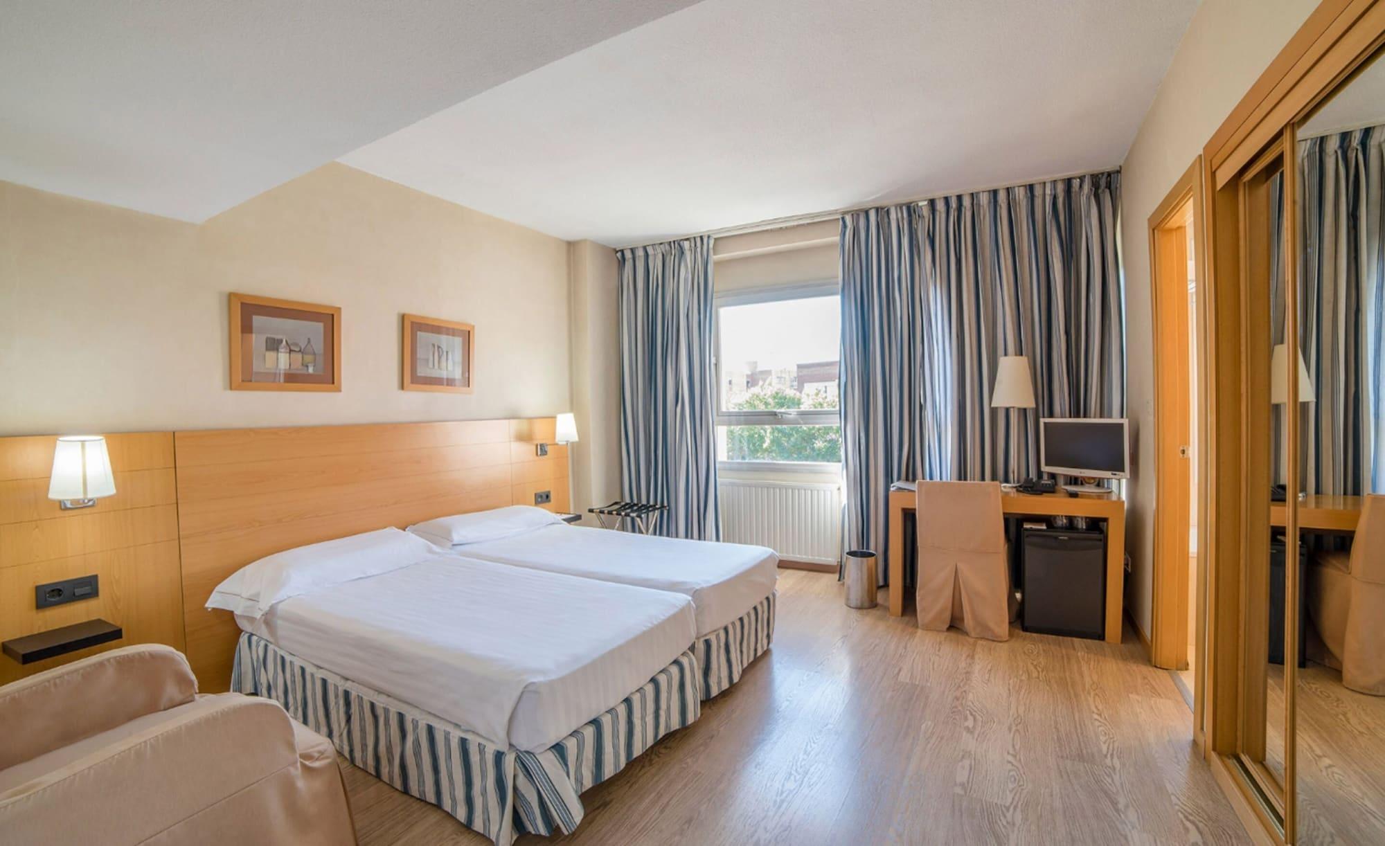 Infanta Mercedes Hotel