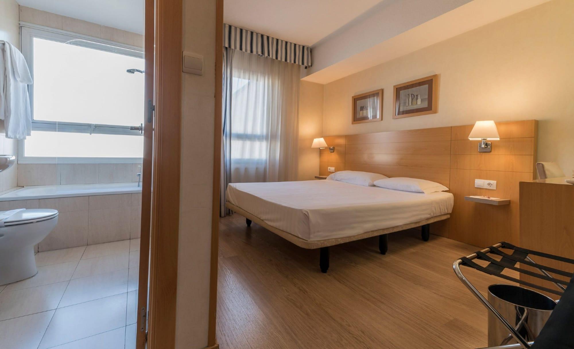 Hotel Infanta Mercedes