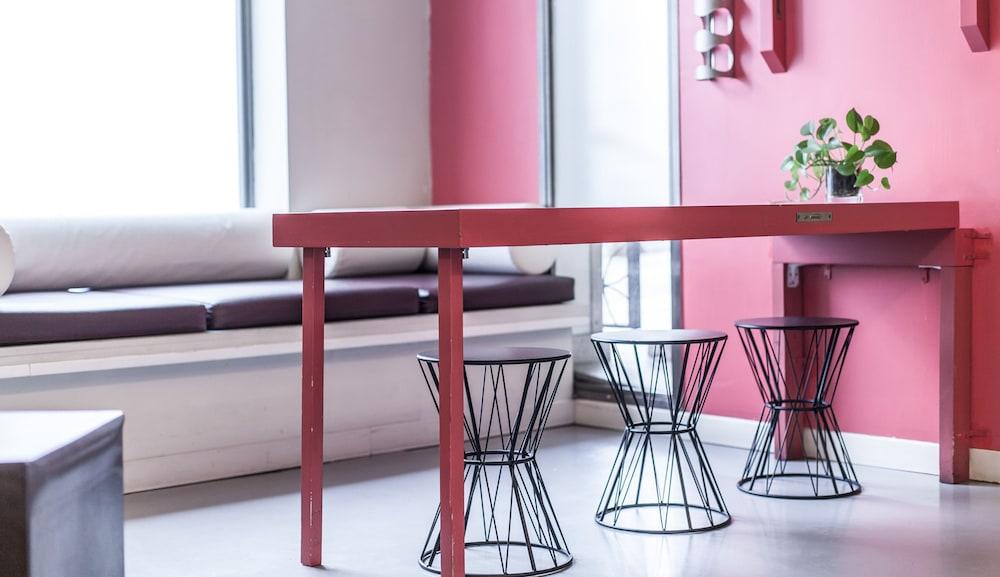 Urbansea Atocha 113 Hotel