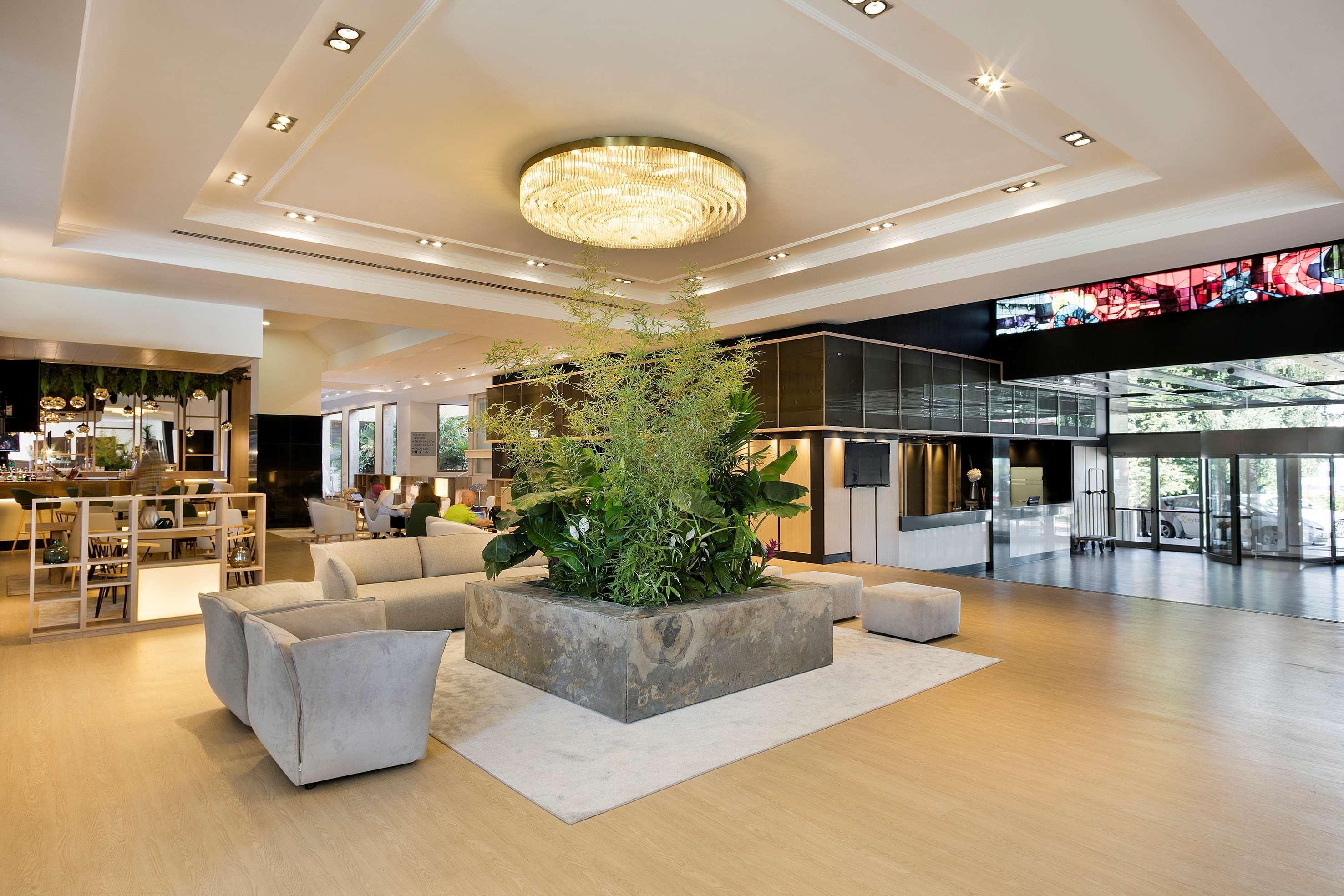 Melia Barajas 4* Madri