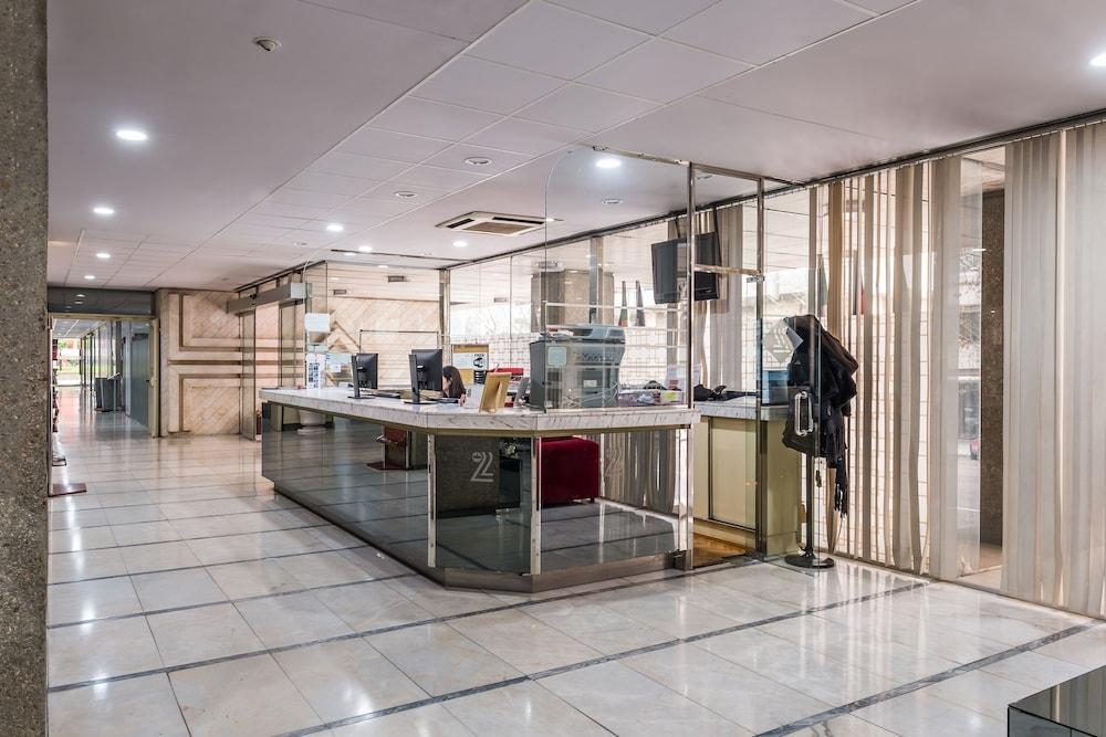 Apartamento Pierre & Edificio Eurobuilding 2 *
