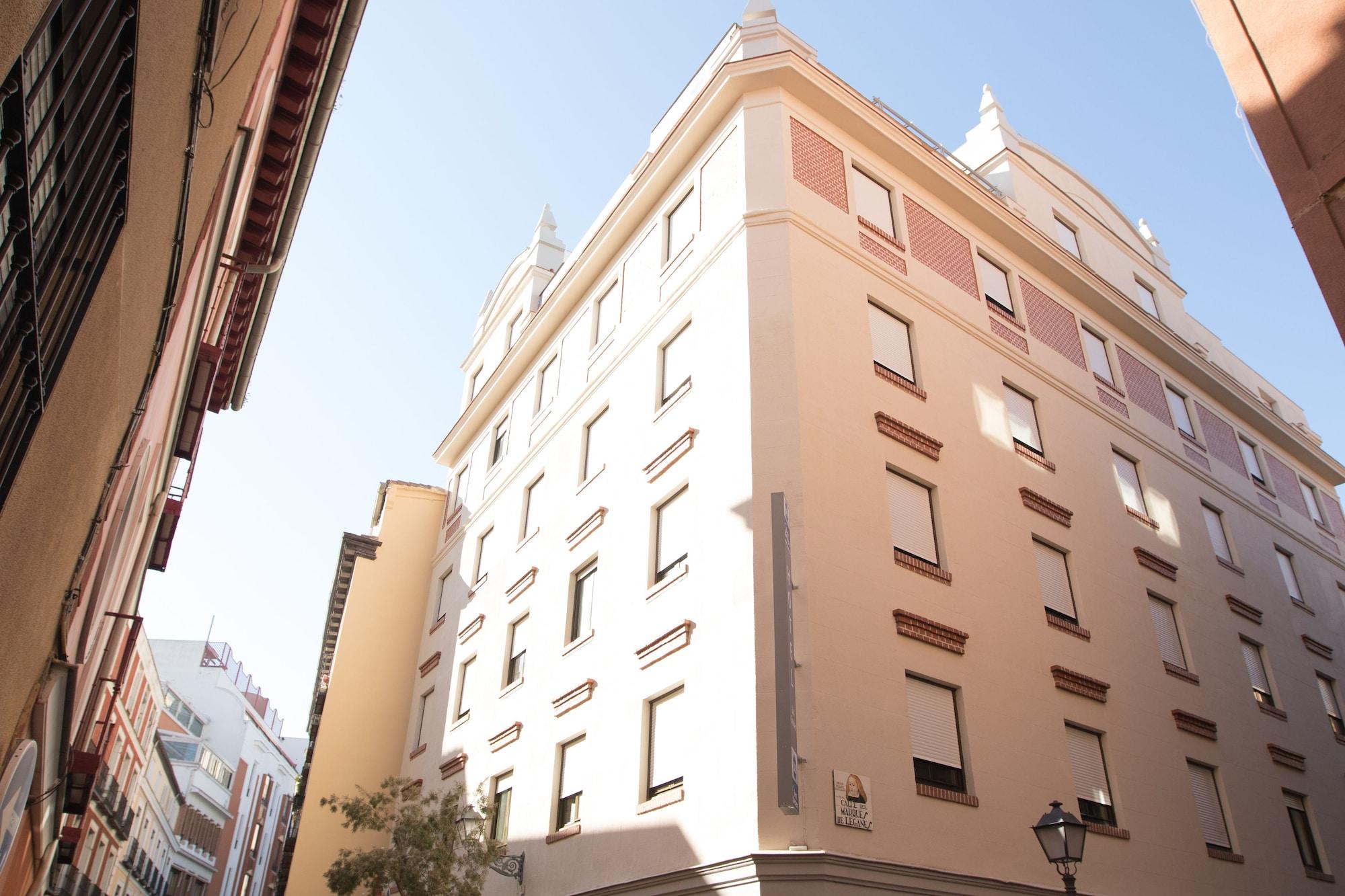 Hospedium Condes Hotel