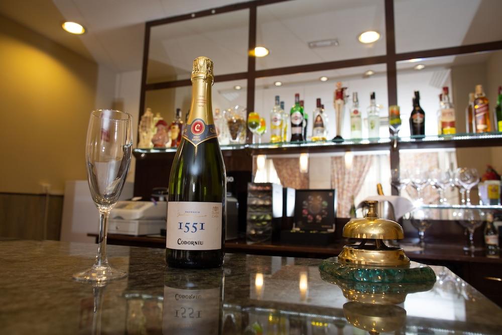 Hotel Cason Del Tormes By Happyculture 3*
