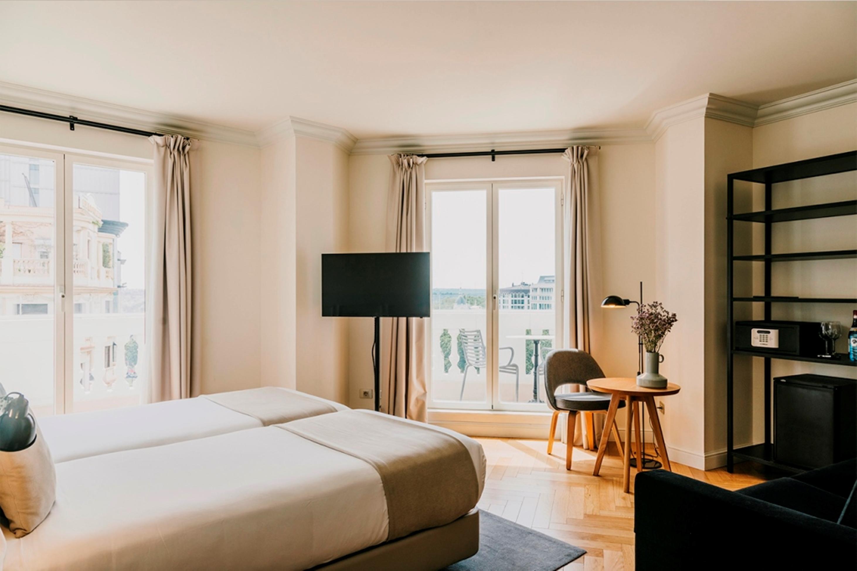 Hotel Dear Madri