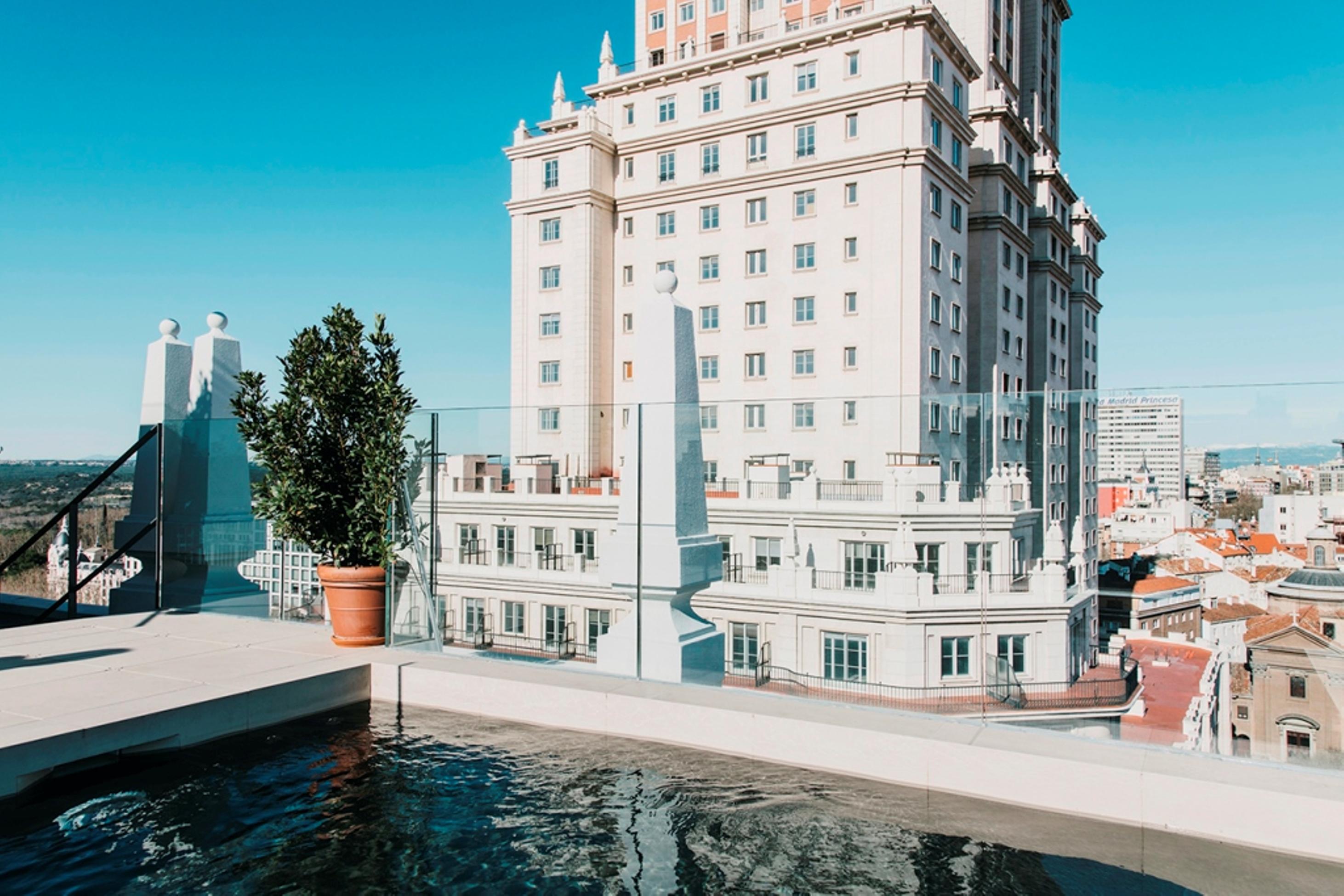 Dear Hotel Madri