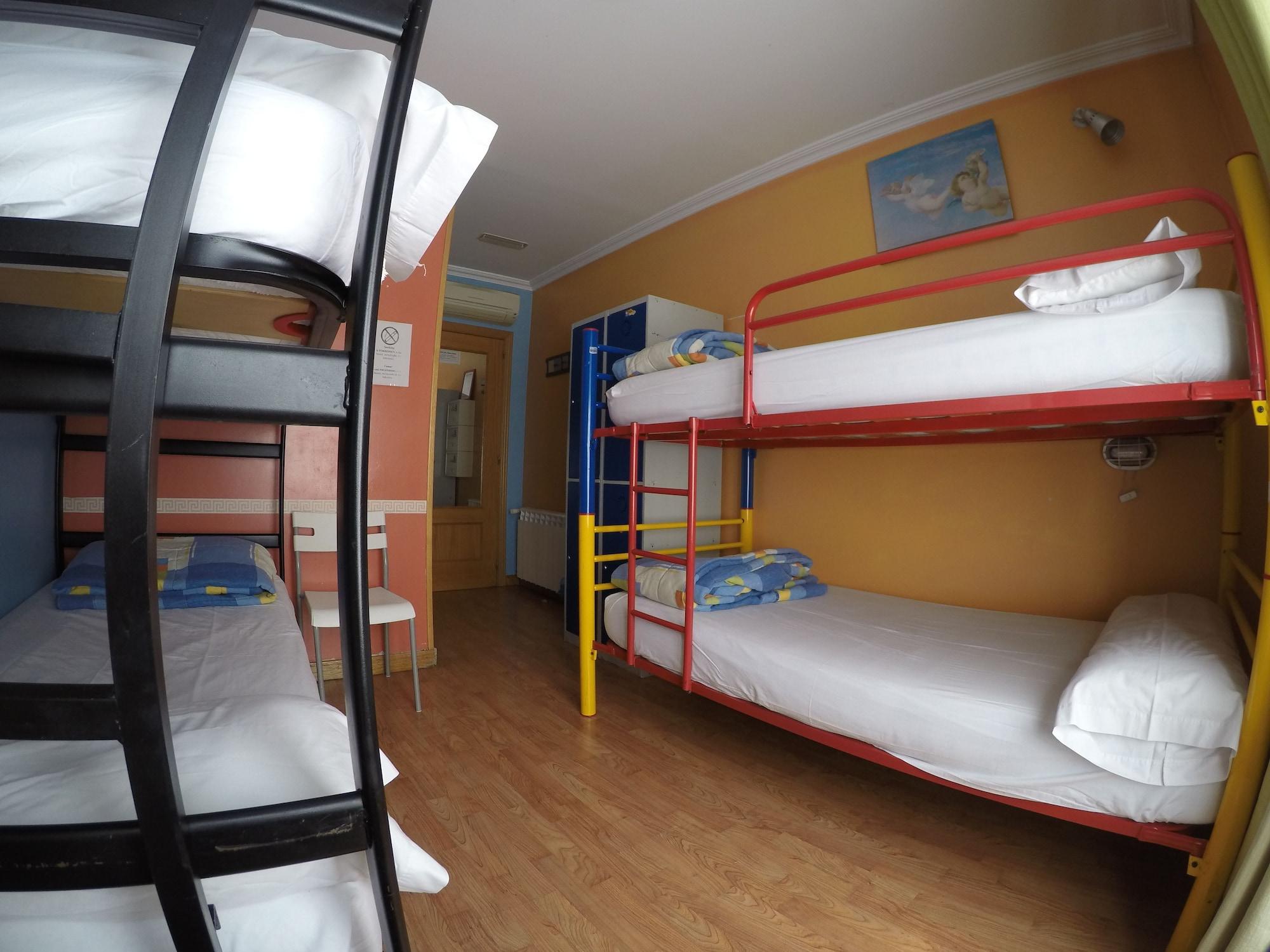 Hostel Rc Miguel Angel *