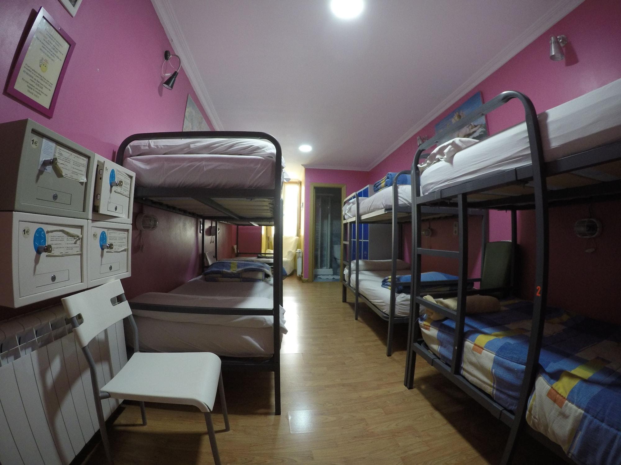 Hostel Rc Miguel Angel *