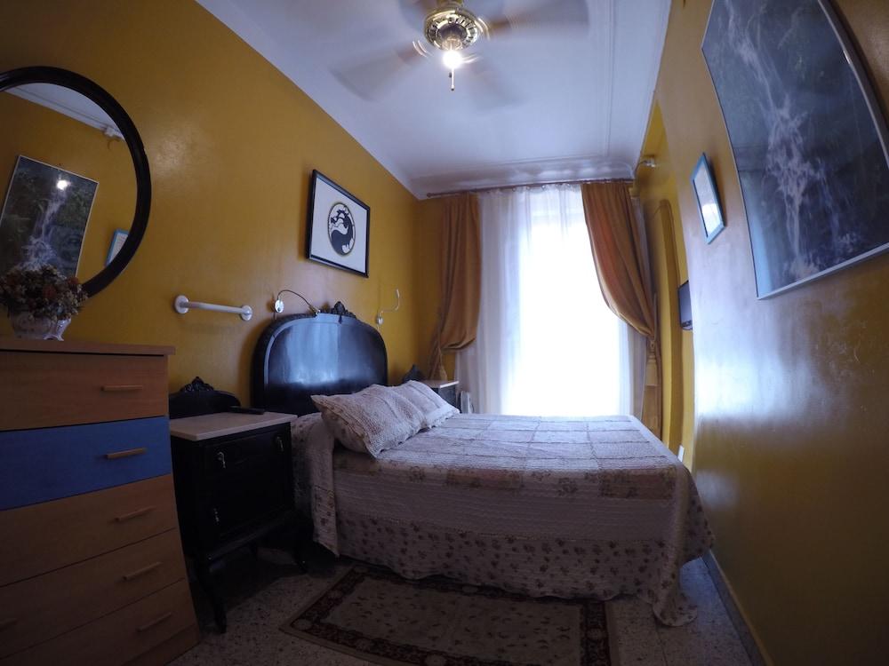 Hostel Rc Miguel Angel *