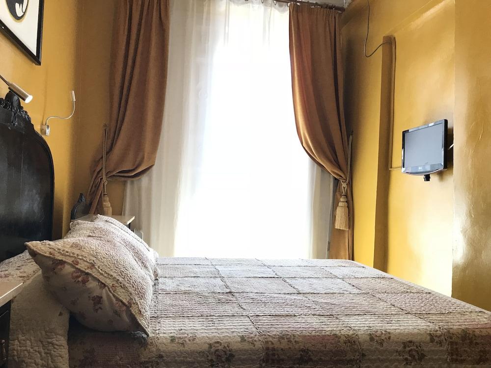 Hostel Rc Miguel Angel *