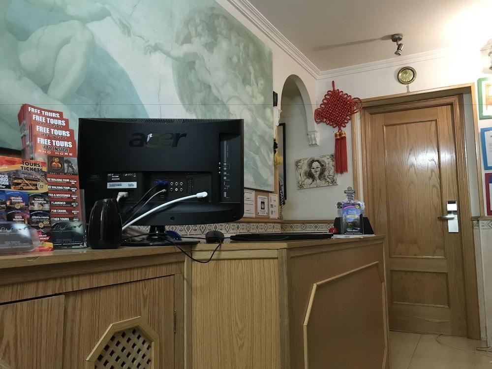 Rc Miguel Angel Hostal Madrid
