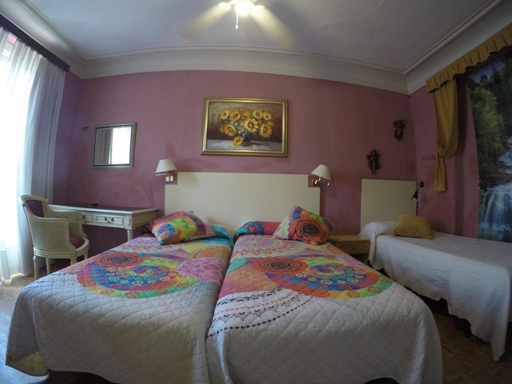 Hostel Rc Miguel Angel Madrid