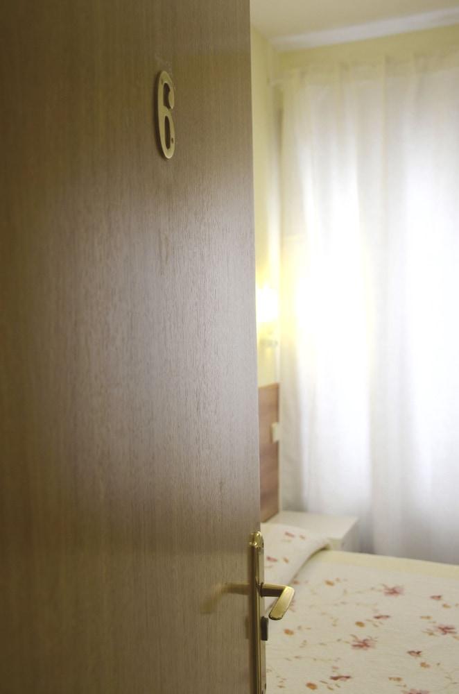 Nersan2 Guest house 2*