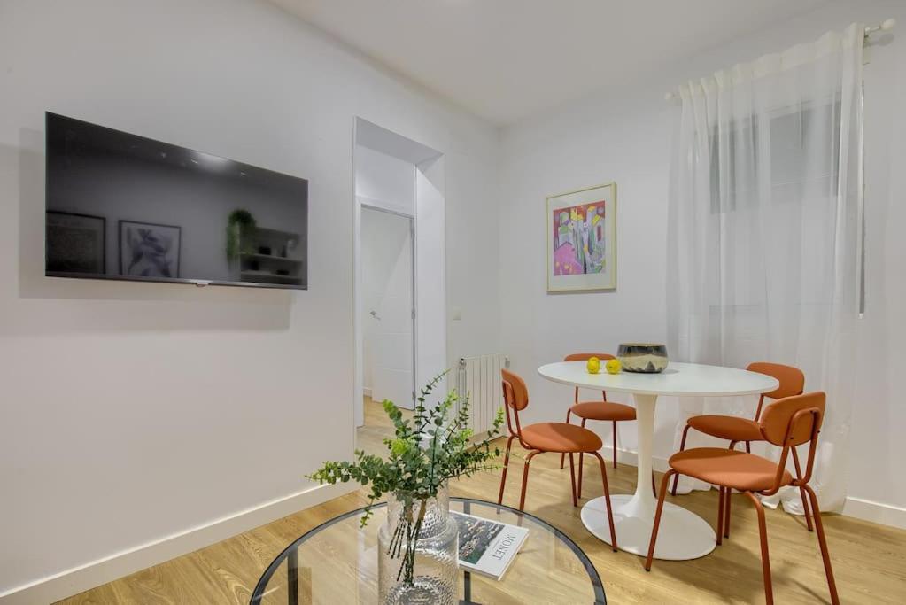 Flat In Barrio De Salamanca-porv16