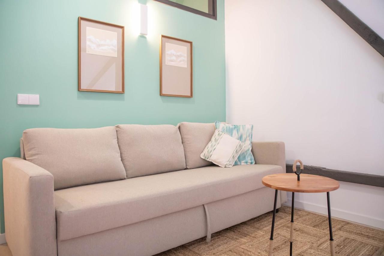 Elegant And Luxurious Temporal In Pdd5 Lejlighed Madrid
