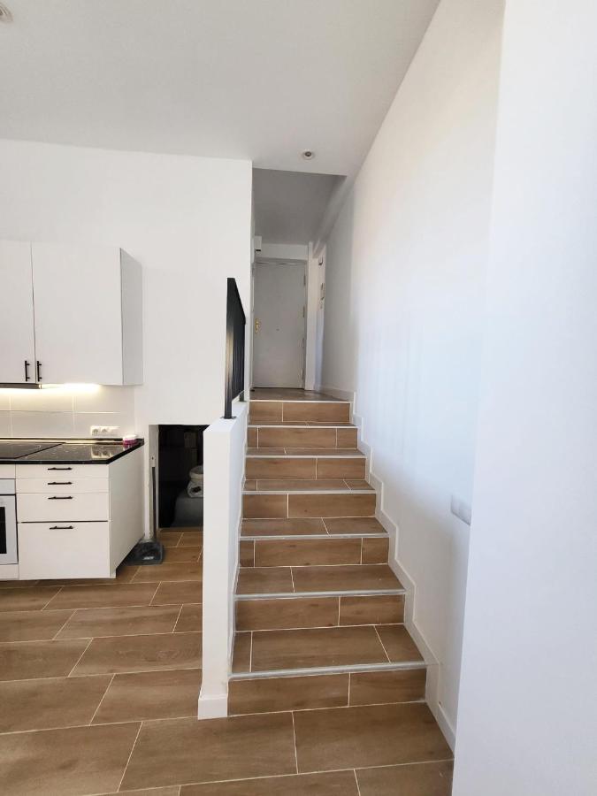 Bonito Piso A 300 M De Metro Garcia Noblejas Lejlighed Madrid