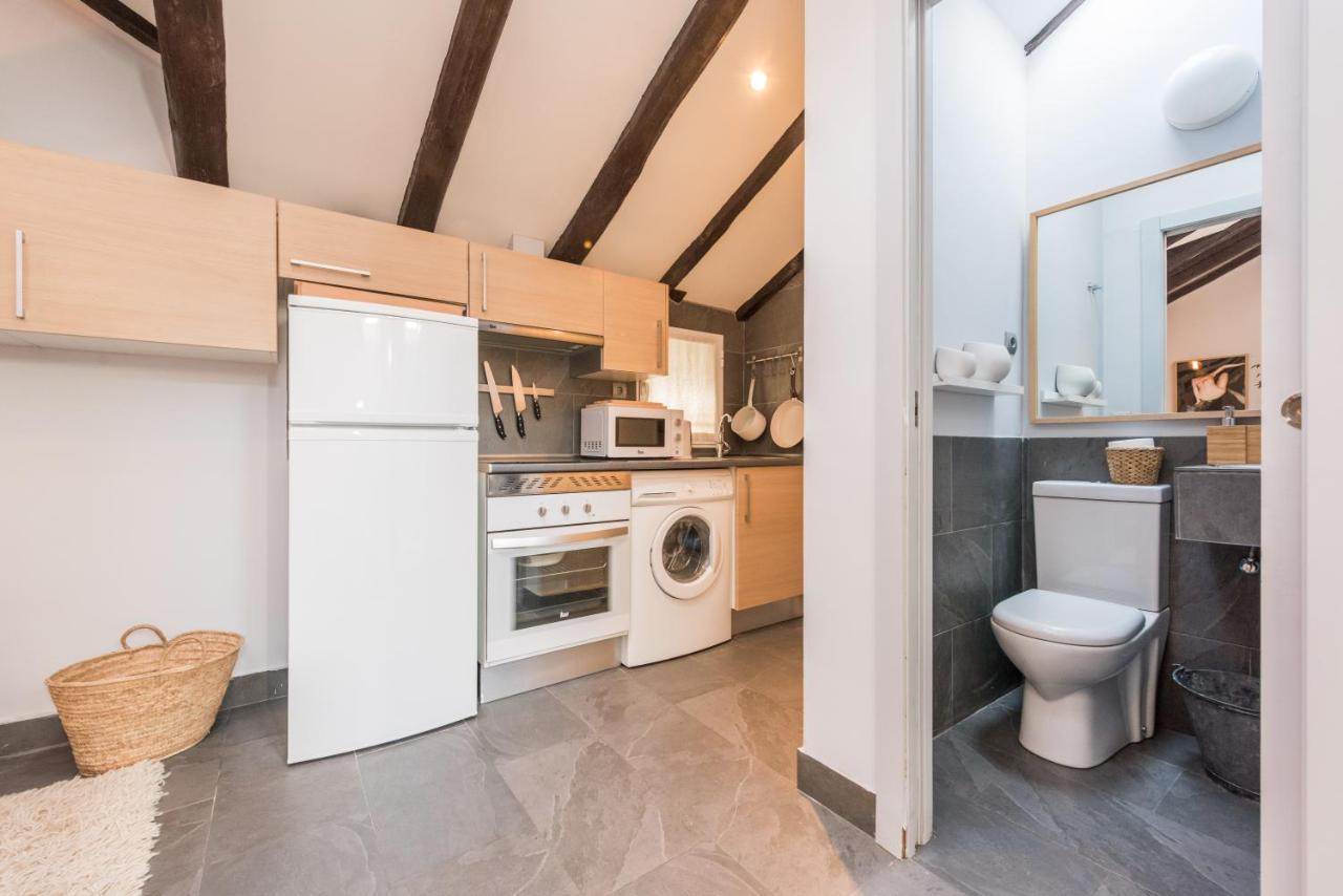 Bohemian 2bedroom Attic In Lavapies Madrid