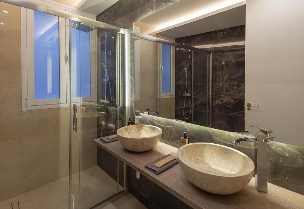 Elegante Apartamento De 3 Dormitorios *