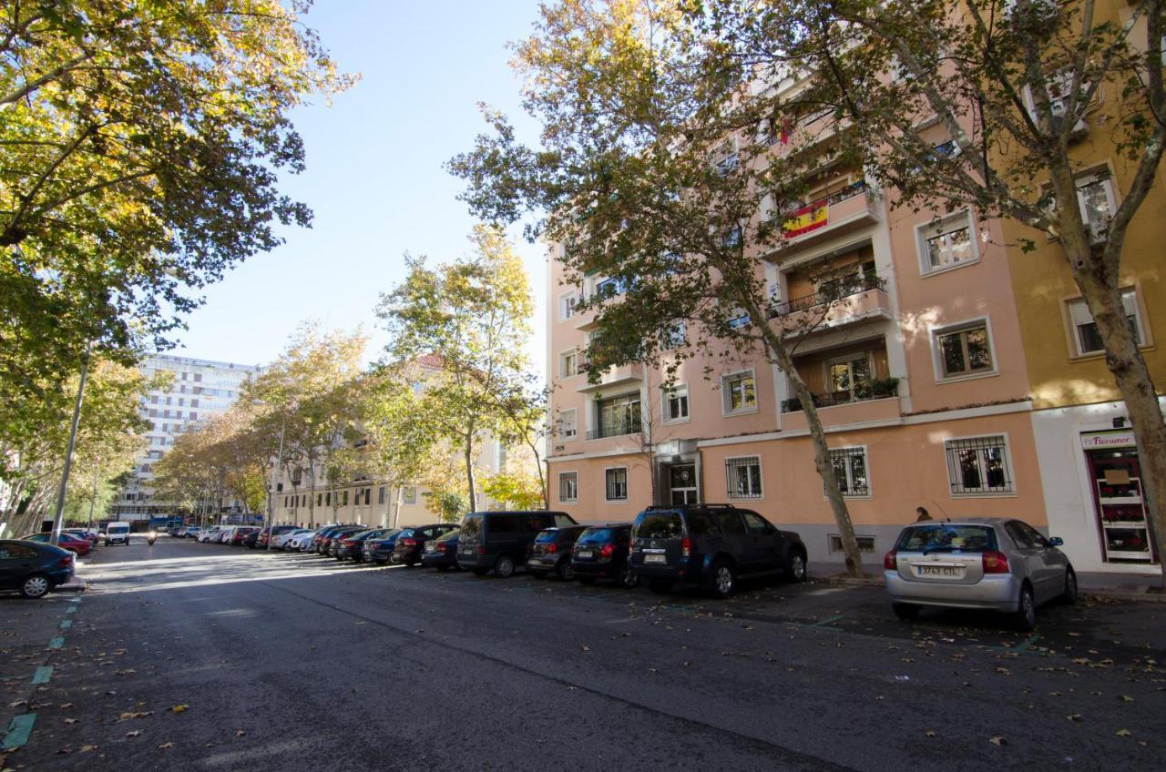 2 Bedrooms 2 Bathrooms Furnished - Bernabeu - Business Area With Terrace - Minty Apartment