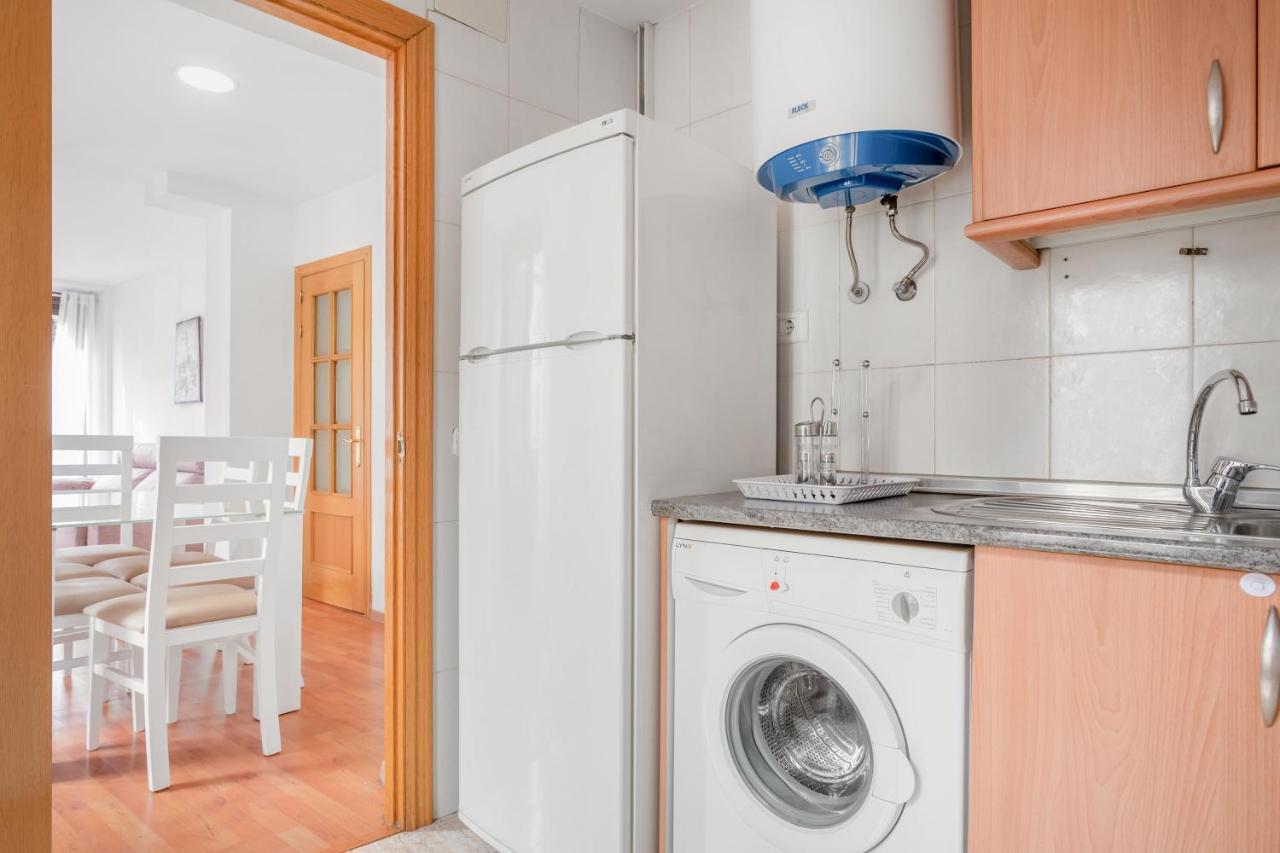 2 Bedrooms 1 Bathroom Furnished - Center - Bright - Mintystay *