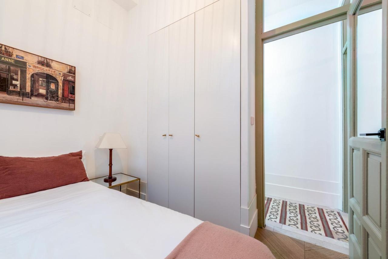 Stylish & Centric- 2bd 2bth Magdalena Apartment Madrid