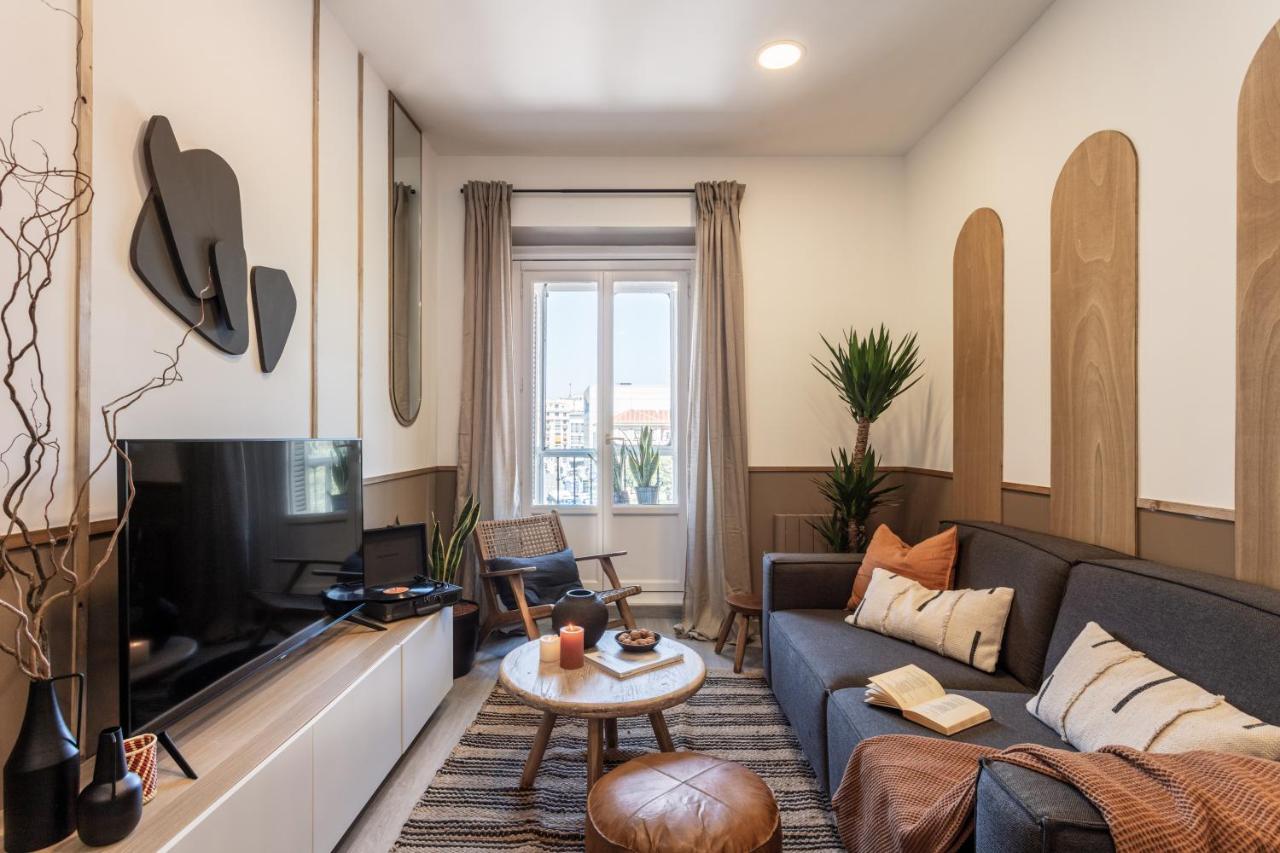 Kobenni- One Bedroom With Office In Justicia Madrid