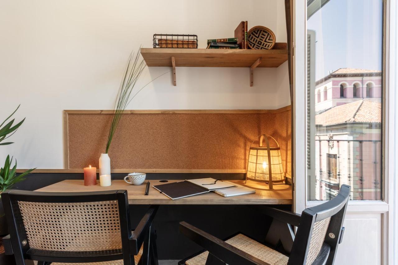 Kobenni- One Bedroom With Office In Justicia Madrid